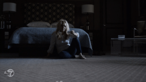 Remembering this expression on Juliette's face, it's so sad that she agreed to all Avery's terms. She's beaten.