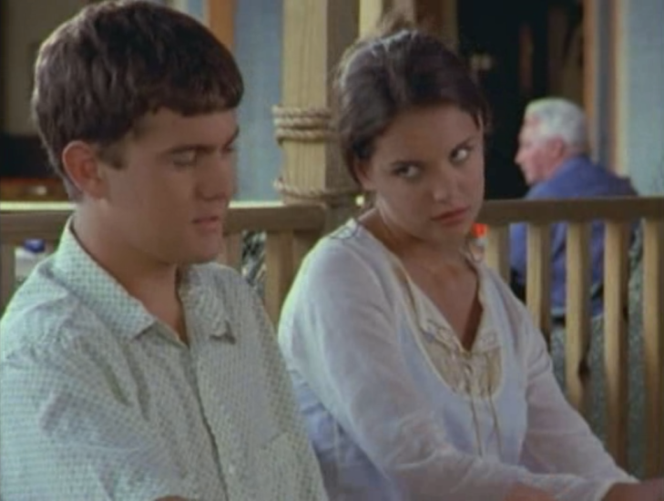 Joey rolls her eyes at Pacey.