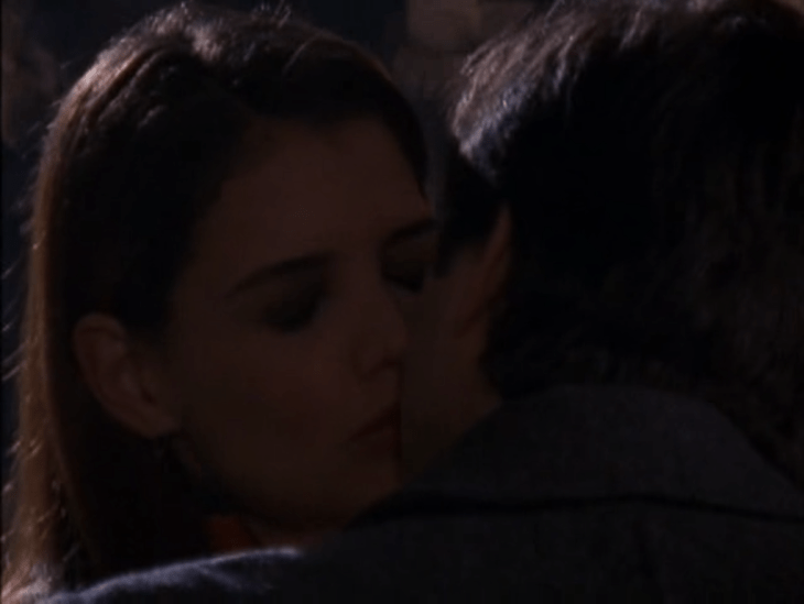 close-up of white woman (Joey) kissing a white man (professor Creeper).